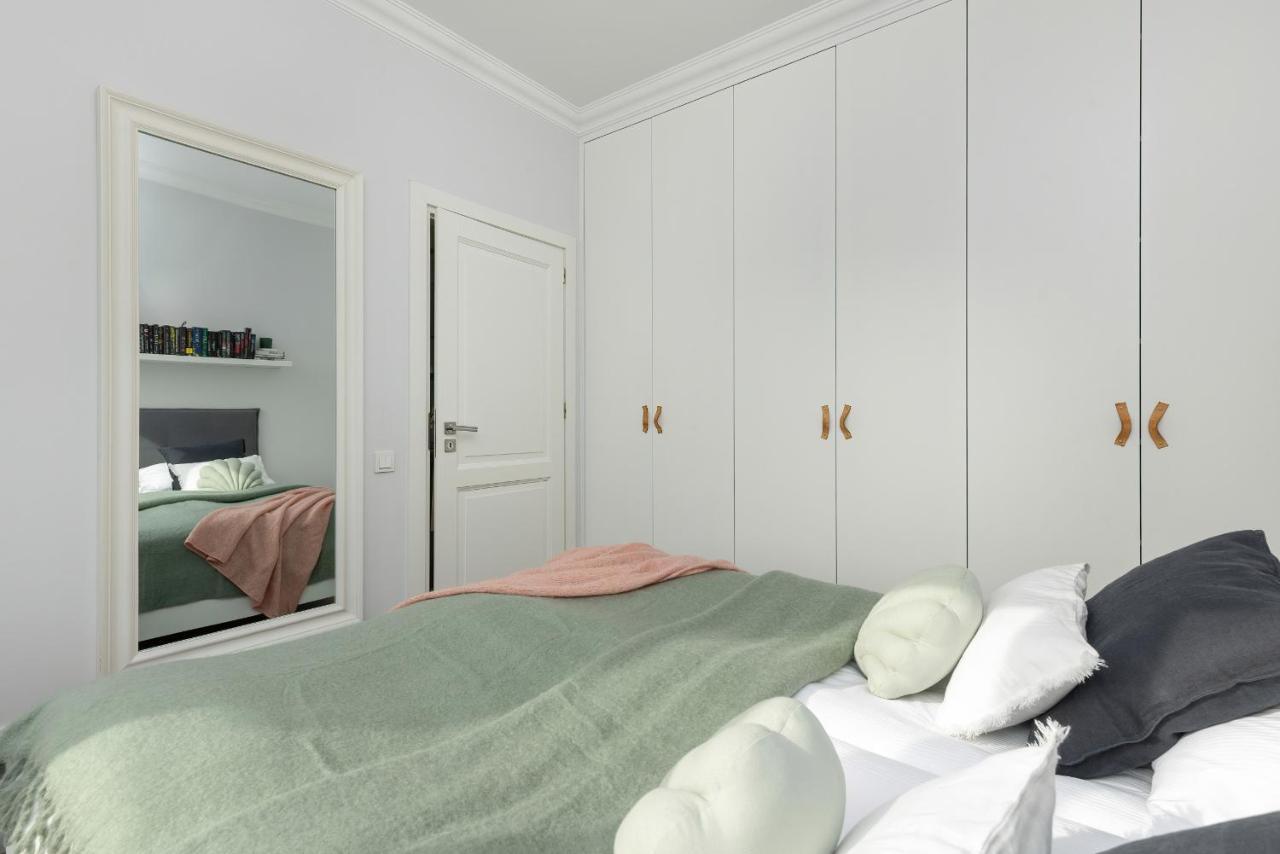 Cozy Apartment Gieysztora Wilanow By Noclegi Renters Варшава Экстерьер фото